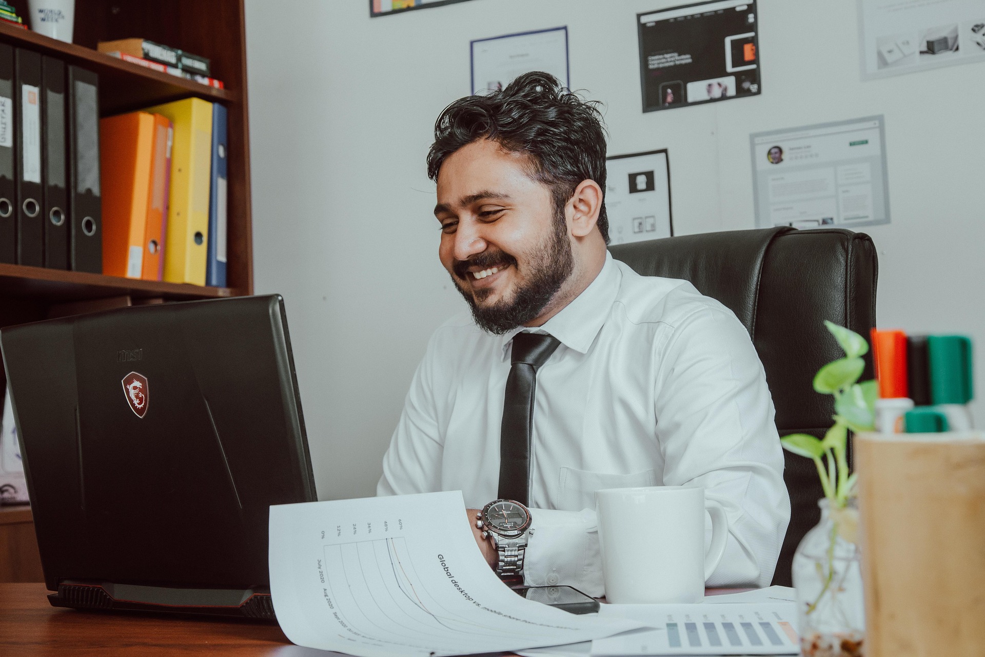 Optimize Internal Processes to Boost Marketing ROI image Improve Cross-Department Communication Systems